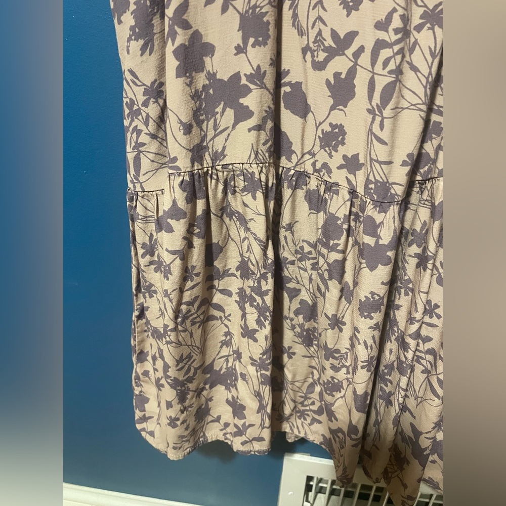 A New Day Lavendar Floral Dress - Picture 7 of 7